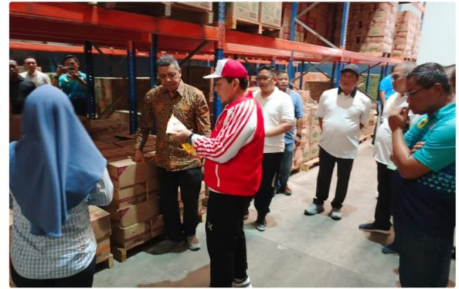 
					Polres Bogor Bersama Stakeholder Terkait Lakukan Monitoring Perkembangan Harga Minyak Kita Di Wilayah  Kabupaten Bogor