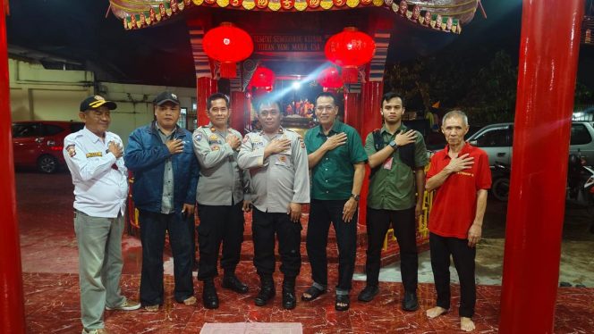 
					Polsek Cibinong Polres Bogor Laksanakan Giat Cooling Sistem Monitoring Sekaligus Pengamanan Kegiatan Perayaan Imlek 2025/2576 di Wilayah Keamatan Cibinong