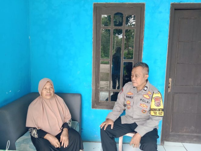 
					Sambang Warga Binaan Desa Cilaku Bhabinkamtibmas  Polsek Tenjo Giat Cooling Sistem Menjaga Keamanan dan Kertiban Lingkungan