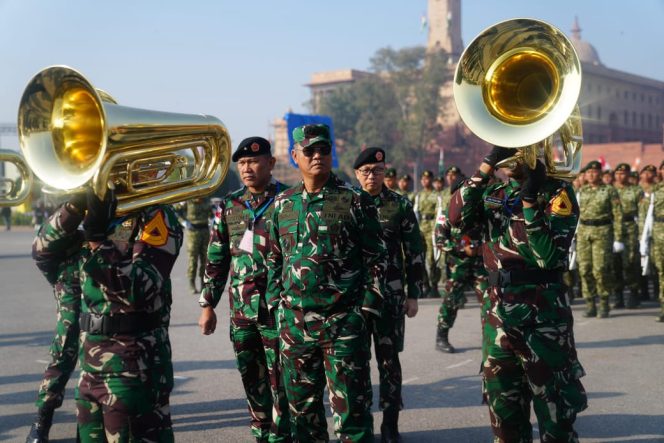 
					Wakasad Pimpin Kontingen Patriot Indonesia dalam Defile Perayaan Hari Republik India ke-76