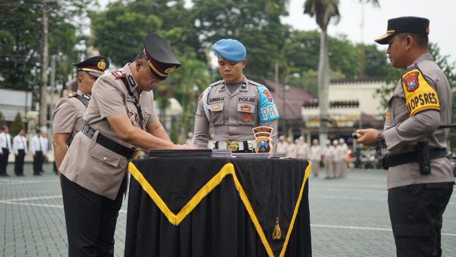 
 Kapolres Malang Pimpin Sertijab Pejabat Baru, Ini Daftar Perwira yang Alami Rotasi