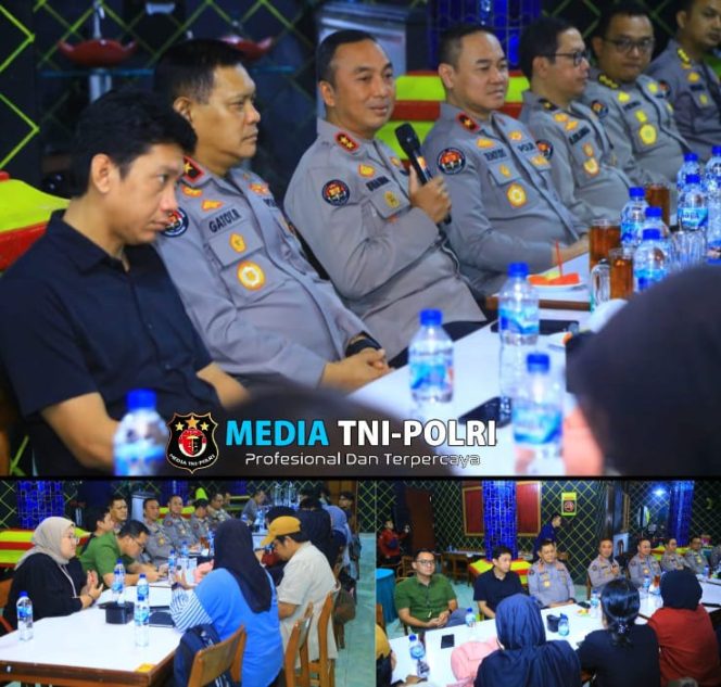 
 Kadiv Humas Polri Silaturahmi Bersama Wartawan, Perkuat Sinergi dalam Penyampaian Informasi