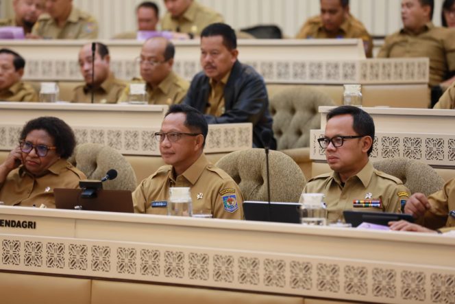 
 Rapat dengan DPR RI, Mendagri: Realisasi Kemendagri dan BNPP Tahun 2024 di Atas Rerata Nasional
