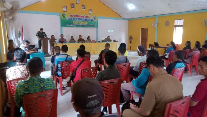 
					Batuud Koramil 05/Smltn Hadiri Musyawarah Desa Khusus Perubahan Kegiatan Ketahanan Pangan