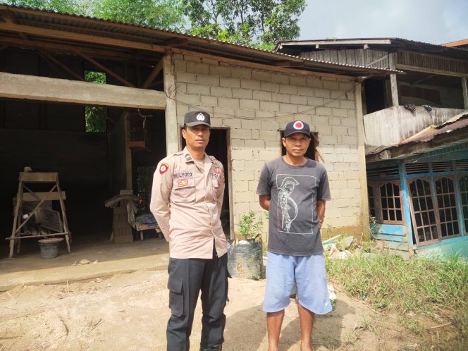 
 Samapta Polsek Menyuke Laksanakan Patroli Siang Hari dan Sampaikan Imbauan