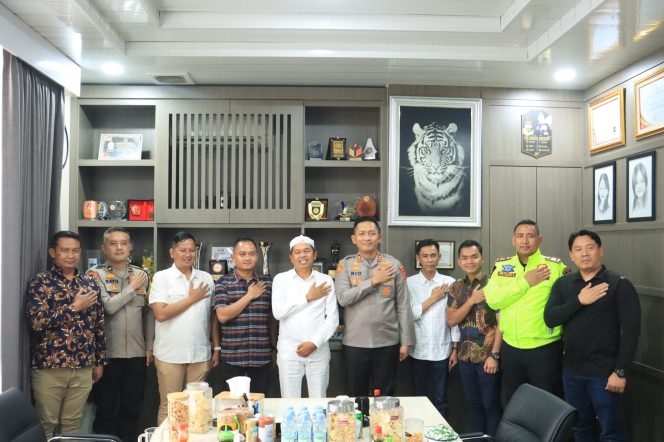 
					Gubernur Jawa Barat Kunjungi Polres Bogor, Apresiasi Dalam Ungkap Kasus Narkotika Dan Bahas Isu Jalan Rusak Wilayah Parung Panjang