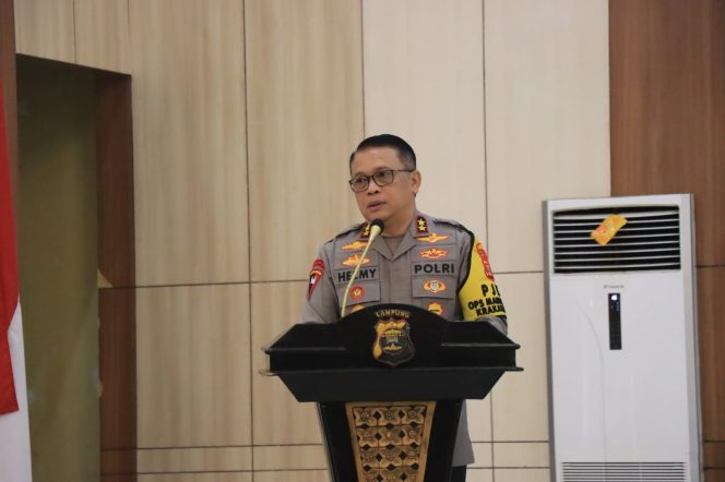 
					Kapolda Irjen Pol. Helmy Santika, Minta Orang Tua Mengontrol Penggunaan Gadget Pada Anak
