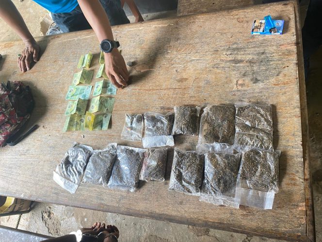 
					Tim Gabungan TNI-POLRI dan Instasi CIQS PLBN Skouw, Berhasil Menggagalkan Transaksi 313 Gram Ganja di Perbatasan RI-PNG