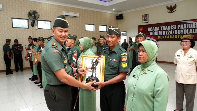 
 Dandim Boyolali Beri Apresiasi Kepada Prajurit Yang Purna Tugas