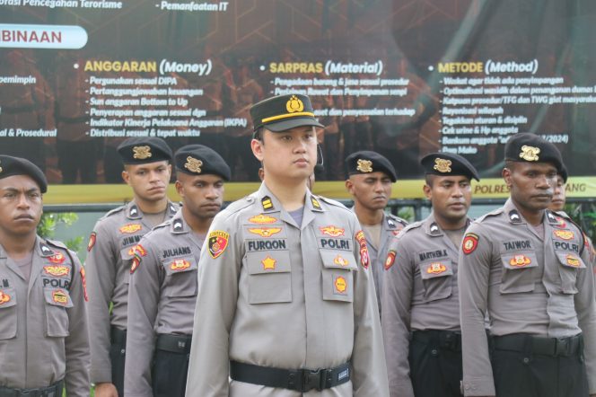 
					Kapolresta Tangerang Pimpin Upacara Hari Kesadaran Nasional