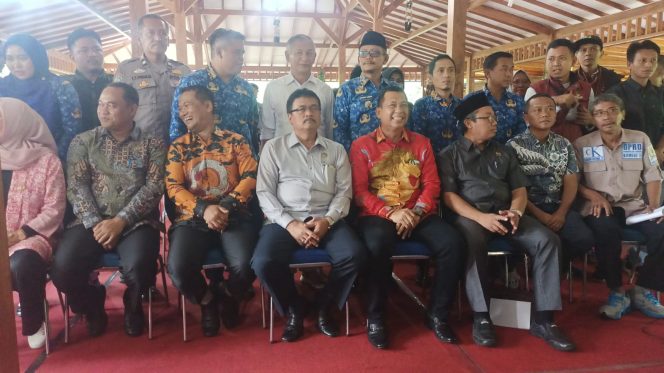
					Reses Anggota DPRD Kabupaten Bogor Dapil II : Fokus Pembangunan Infrastruktur Jadi Target Utama