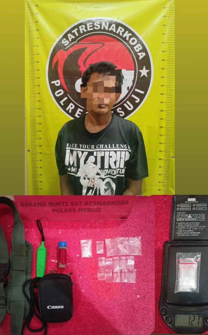 
 Diduga Pengedar Sabu Seorang Pria Warga Desa Karya di Tangkap Sat Res Narkoba Polres Memuji