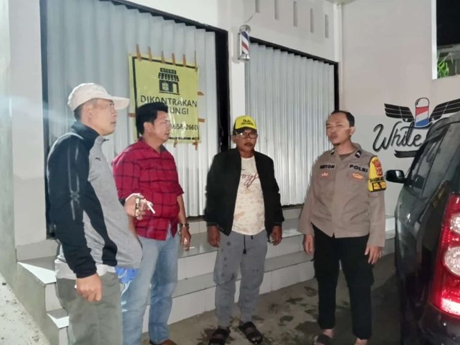 
					Bhabikamtibmas Polsek Ciampea Giat Cooling Sistem Tindak Lanjut Laporan Warga Masyarakat Cek Lokasi TKP Adanya Aksi Tawuran