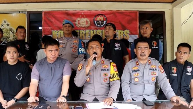 
 Ungkap Kasus Curas, Tim Gabungan Polres Lampung Tengah dan Polsek Terbanggi Besar Berhasil Meringkus 3 Pelaku