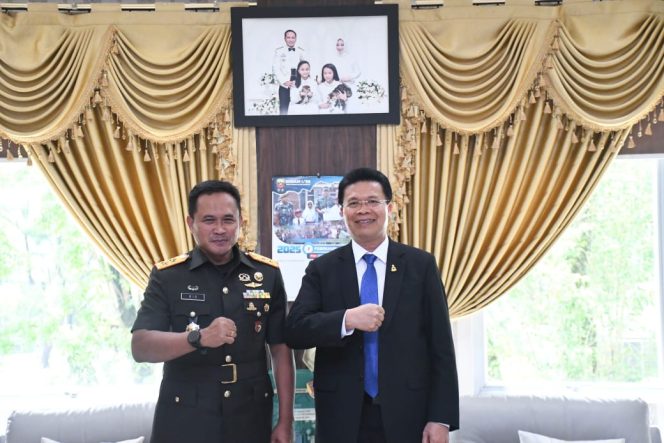 
					Pangdam I/BB Terima Audiensi Ephorus HKBP, Perkuat Sinergi demi Kesejahteraan Masyarakat