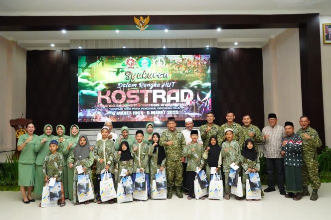 
					Rayakan HUT Ke-64 Kostrad Dengan Syukuran Sederhana Dan Penuh Makna