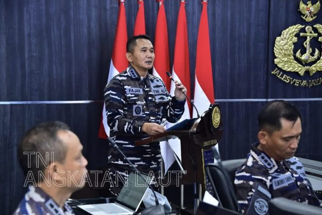 
					TNI AL Tingkatkan Kesiapsiagaan Operasi dan Latihan Melalui Rakernis Bidang Opslat TNI AL Tahun 2025