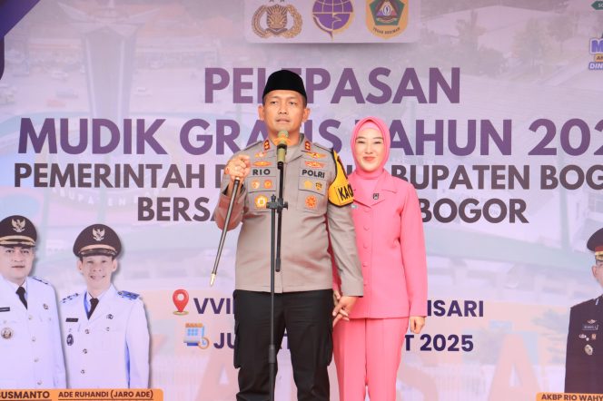 
					Kapolres Bogor Bersama Forkopimda Didampingi Ketua Bhayangkari Berangkatkan Pemudik Gratis Sekaligus Musnahkan Ribuan Botol Miras Hasil Pengungkapan Operasi Ketupat Lodaya 2025 