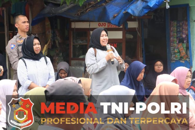 
					Kapolres Bogor AKBP Rio Wahyu Anggoro Gelar Kegiatan Jumat Curhat, Dengarkan Langsung Aspirasi Masyarakat Untuk Cari Solusi