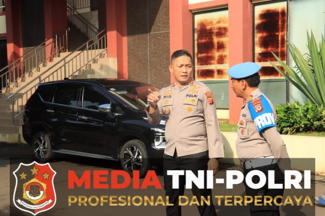 
					Kapolres Bogor Didampingi Pejabat Utama Polres Bogor Cek Sarana Prasarana Polres Bogor Dalam Tingkatkan Pelayanan Untuk Masyarakat