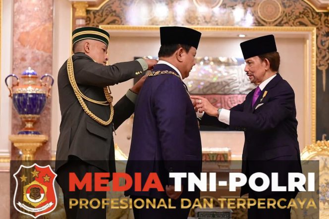 
 Presiden Prabowo Terima Bintang Kebesaran Tertinggi Brunei Darussalam dari Sultan Hassanal Bolkiah