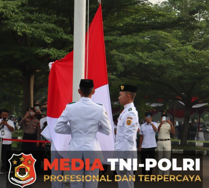 
 Kapolres Bogor Mengikuti Kegiatan Peringatan Hari Lahir Pancasila dan Hari Jadi Bogor ke-543, di TMP Pondok Rajeg