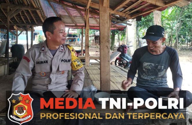 
					Bhabinkamtibmas Polsek Tanjungsari Laksanakan Cooling System, Tingkatkan Kewaspadaan Masyarakat