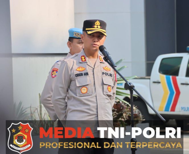 
 Wakapolresta Tangerang Pimpin Apel Pagi, Tekankan Kedisiplinan dalam Pelayanan Publik