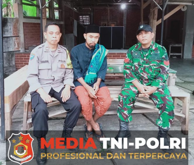 
 Sinergitas TNI dan Polri, Bhabinkamtibmas Polsek Tenjo Sambang Warga Bersama Babinsa Jaga Situasi Kamtibmas Aman dan Kondusif