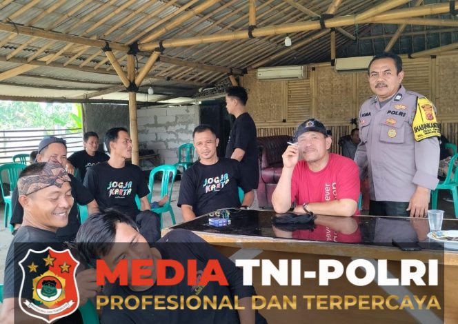 
					Bhabinkamtibmas Desa Cikuda Aktifkan Sambang Warga, Wujudkan Lingkungan Aman dan Kondusif