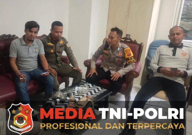 
 Bhabinkamtibmas Polsek Babakan Madang Sambang Warga, Perkuat Kamtibmas Desa Bojong Koneng