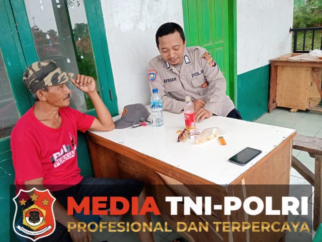 
					Bhabinkamtibmas Polsek Parungpanjang Jalin Kedekatan dengan Tokoh Masyarakat Desa Dago, Ajak Warga Jaga Kamtibmas