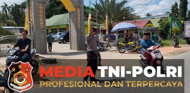 
 Polsek Mempawah Hulu berikan pelayanan dan Pengamanan Ibadah Shalat jum’at