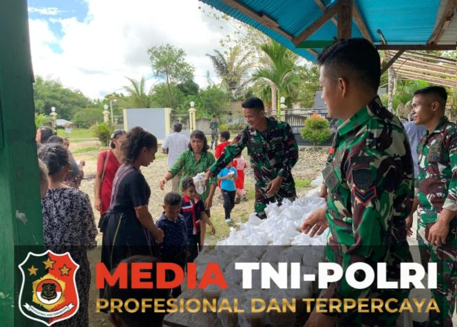 
 Minggu Penuh Damai, Satgas Yonif 131/Brajasakti Berbagi Kasih di Gereja GKI Perbatasan Papua