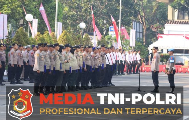 
 Wakapolresta Tangerang Pimpin Apel Pagi, Tekankan Personel Jadi Teladan Masyarakat