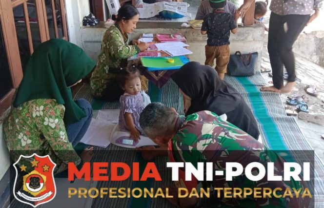
 Babinsa Pohgajih Dampingi Posyandu, Wujudkan Tumbuh Kembang Balita Optimal dan Cegah Stunting