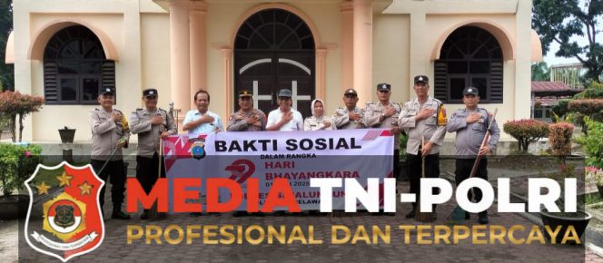 
					Polsek Serbalawan Resor Simalungun Gelar Bakti Sosial di Gereja HKBP Serbelawan dalam Rangka Hari Bhayangkara ke-79