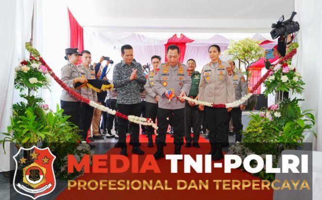
					Kapolri Resmikan SPPG Polres Jembrana, Komitmen Sukseskan Program MBG