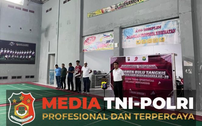 
 Polres Seruyan Gelar Turnamen Badminton Terbuka Bhayangkara Hantantiring 2025