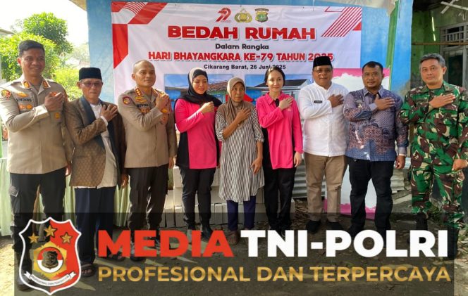 
					Kapolres Metro Bekasi Laksanakan Bakti Sosial Bedah Rumah dalam Rangka Hari Bhayangkara ke-79