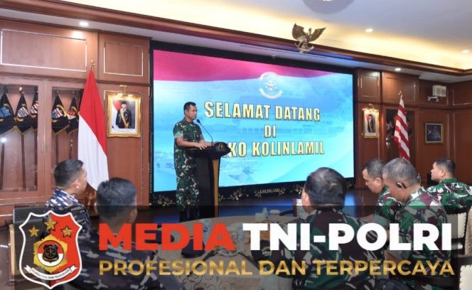 
 Wakasad Mewakili Menhan RI Berangkatkan Personel TNI AD ke Satuan Jajaran di Seluruh Wilayah Tanah Air