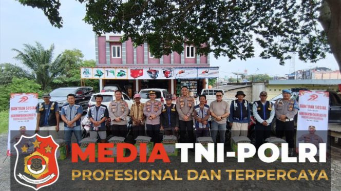 
 Personil Polsek Simpang Pematang dan Polsek Tanjung Raya Polres Mesuji, Laksanakan Program Bakti Religi Kepada Pengurus Tempat-tempat Ibadah