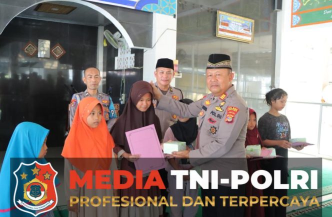 
					Khidmat dan Penuh Makna, Polres Tanggamus Gelar Doa Bersama 1 Muharam dan Santuni Anak Yatim
